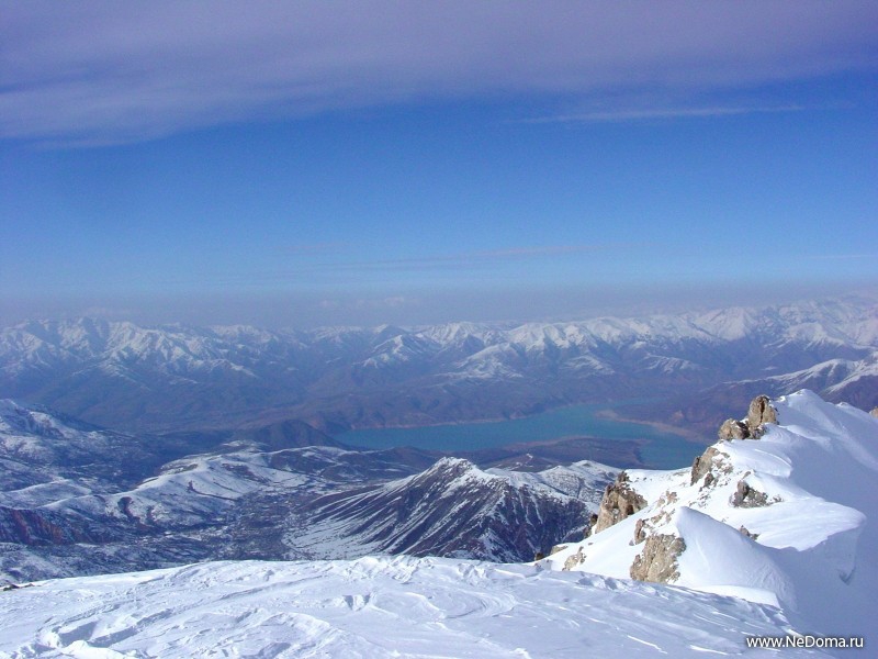 Вид с Большого Чимгана.jpg